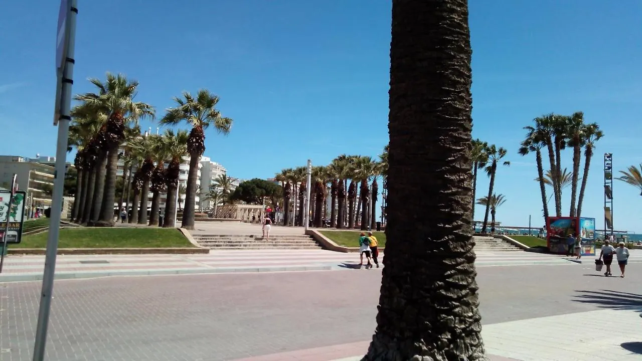 Apartment Center Salou Near Port Aventura