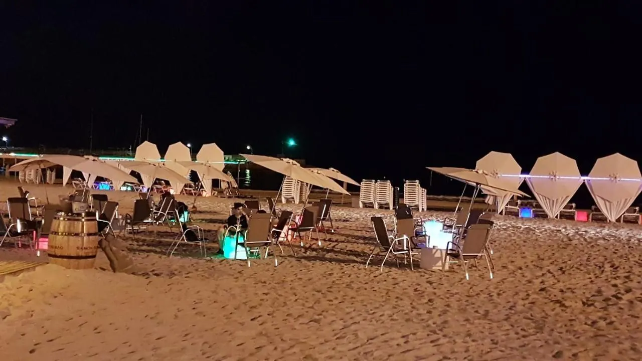 Apartment Center Salou Near Port Aventura