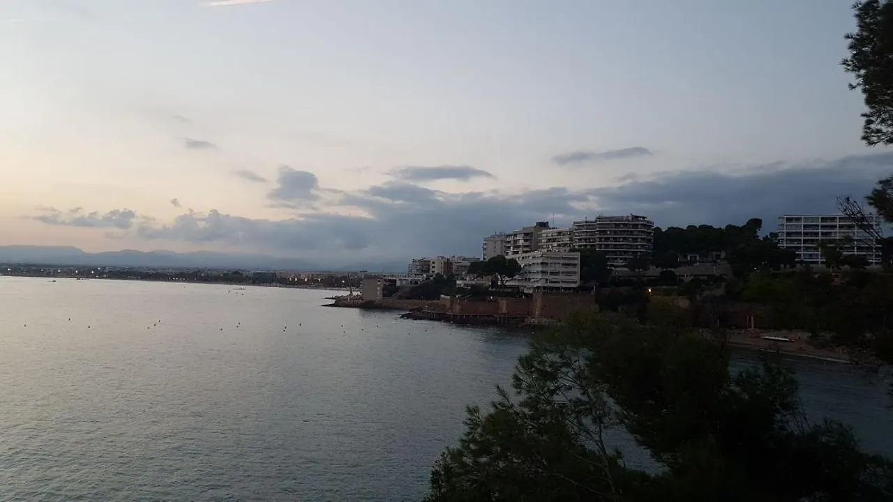 Apartment Center Salou Near Port Aventura