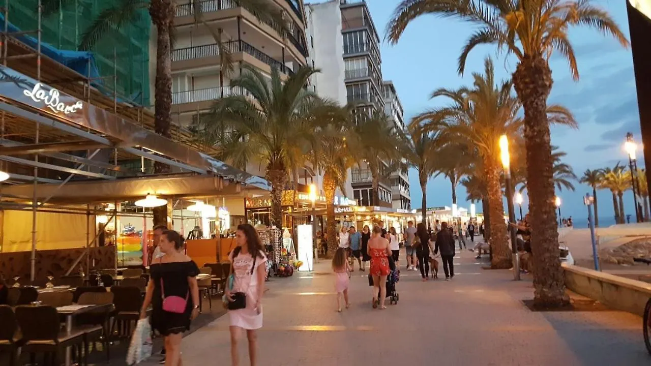 Apartment Center Salou Near Port Aventura 0*,  España